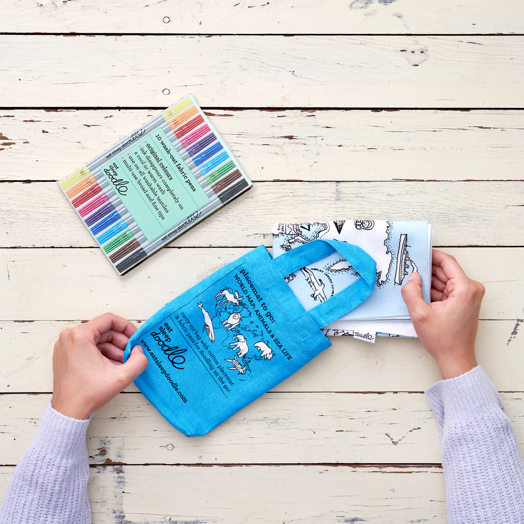 World Map Placemat to Go - Colouring Craft Kit