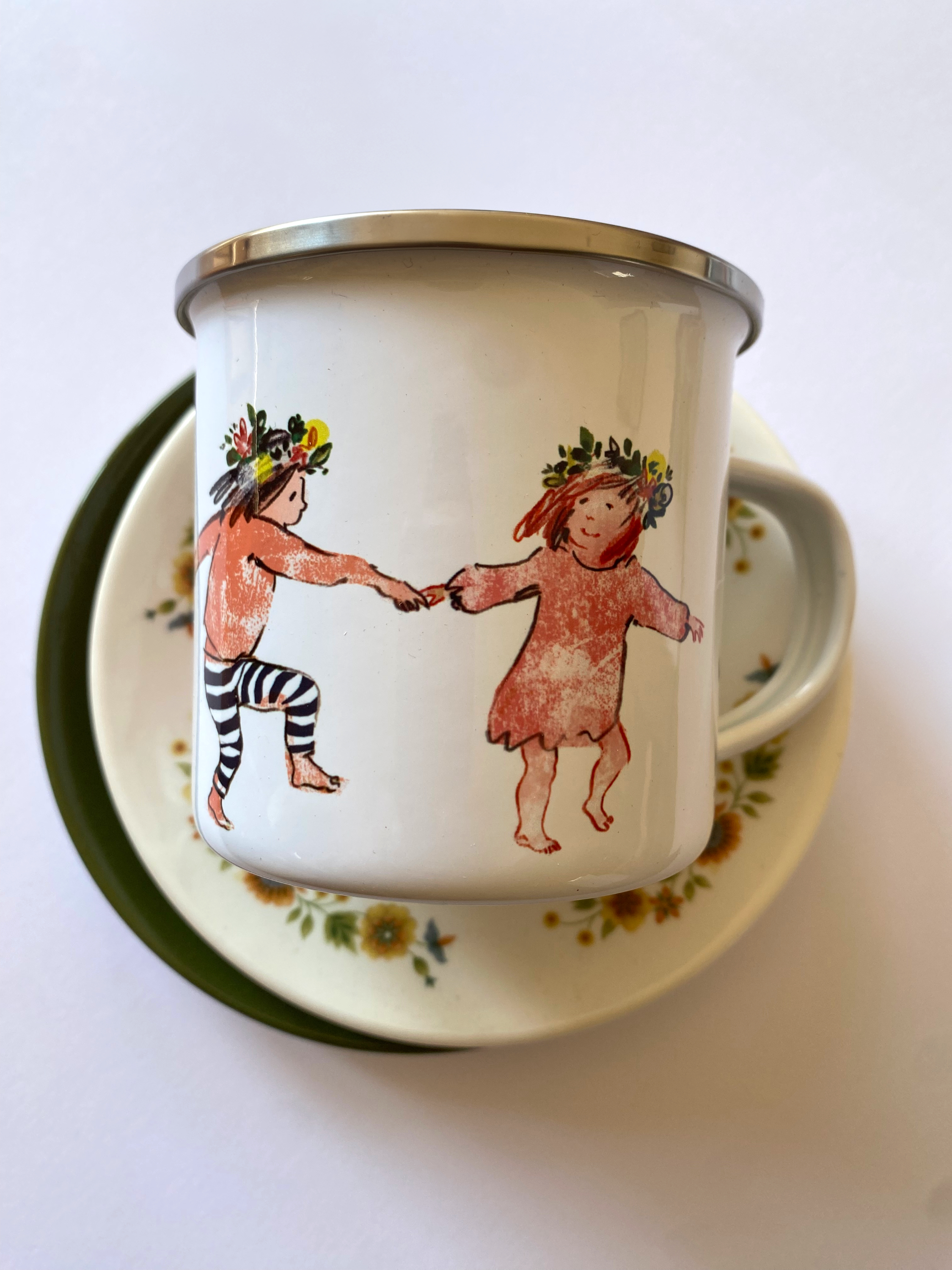 Friends Enamel Mug