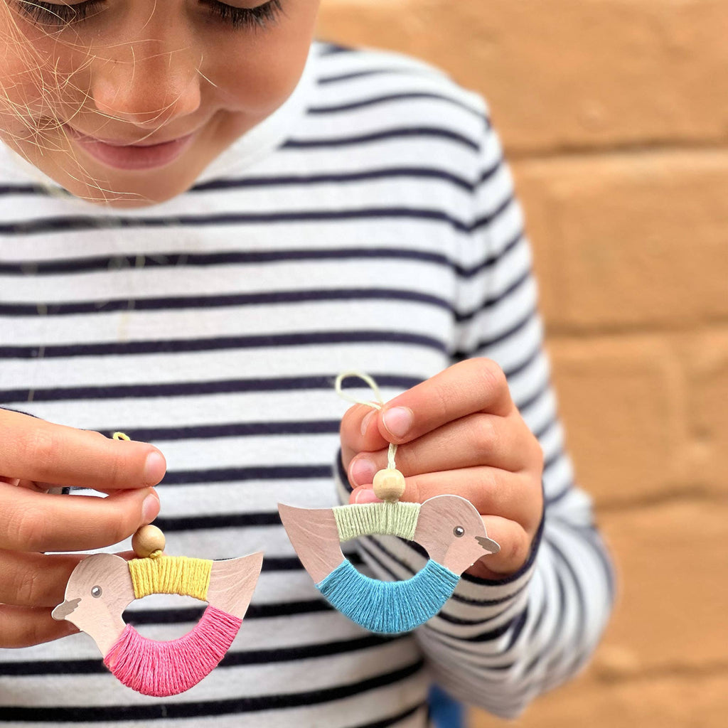 Make Your Own Flying Bird Decorations Kit